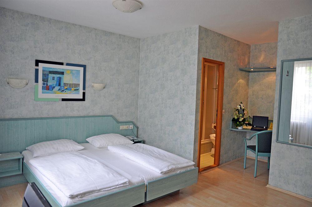 Hotel Astoria フランクフルト エクステリア 写真